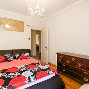 https://apt-2.hotelschalkidiki.net