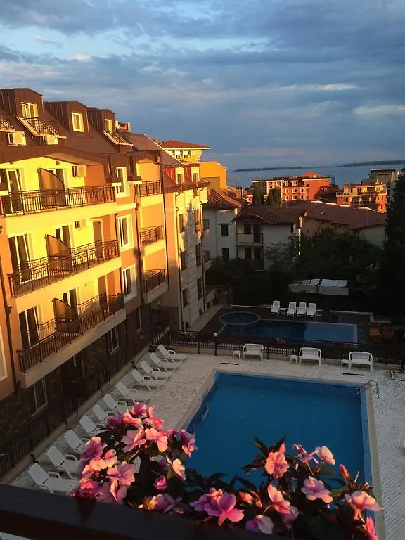 Horizont Apartments 阳光海滩