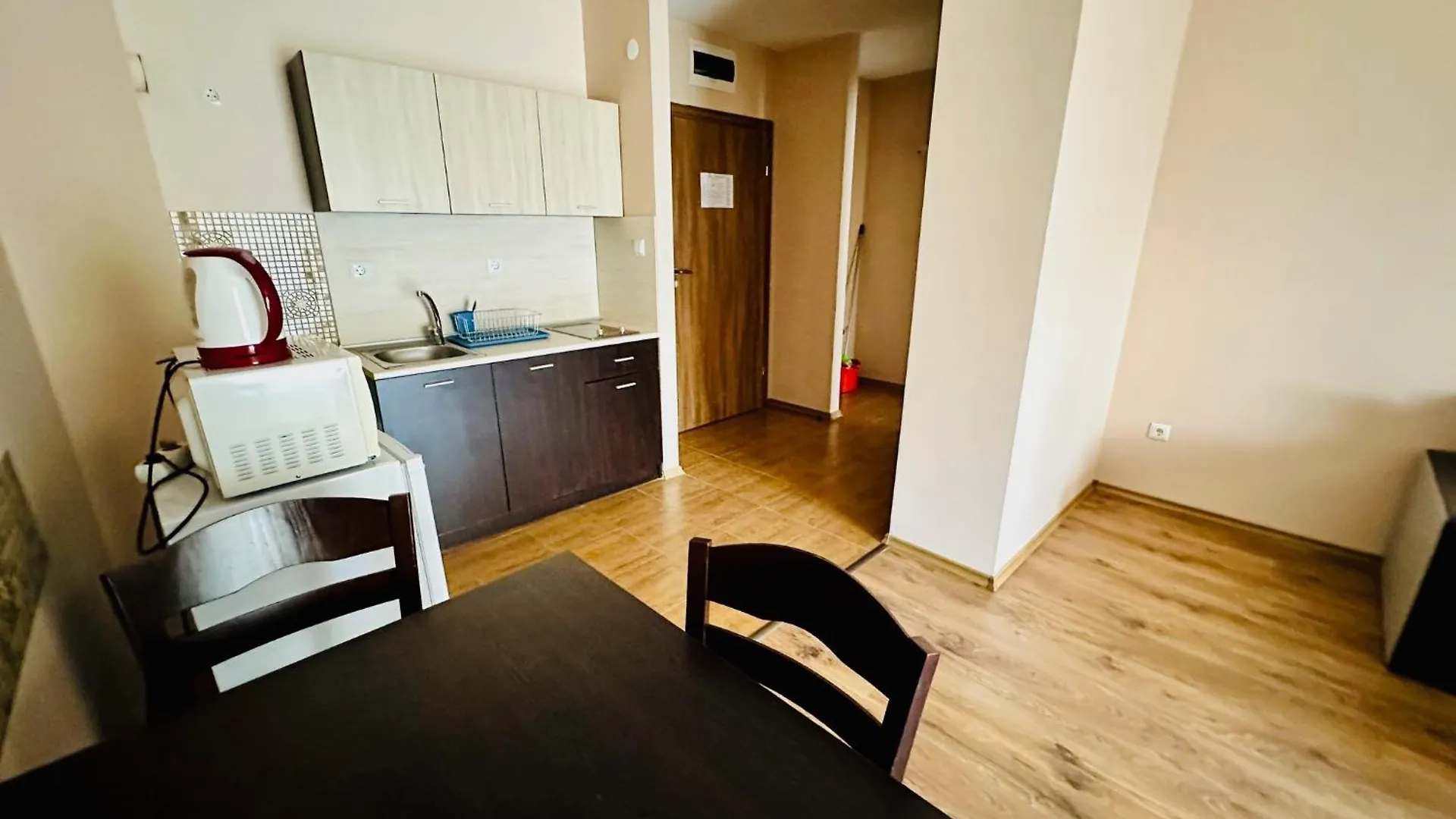 Horizont Apartments 阳光海滩