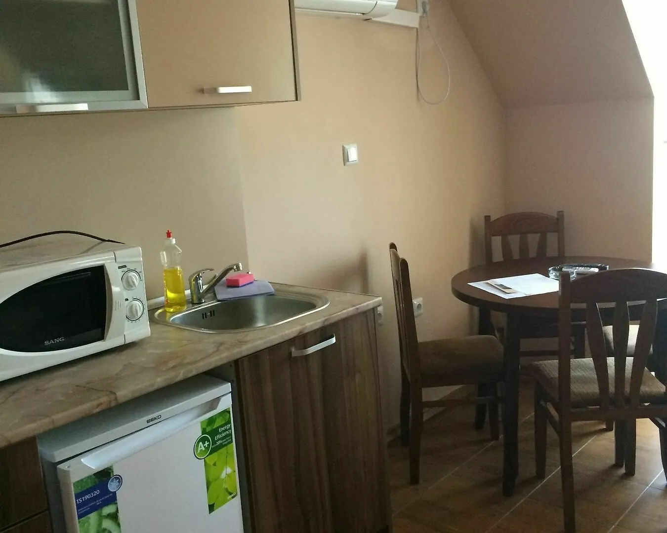 Horizont Apartments 阳光海滩
